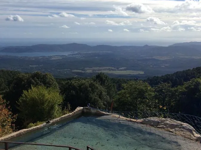Alojamento de Acomodação e Pequeno-almoço A Tigliola